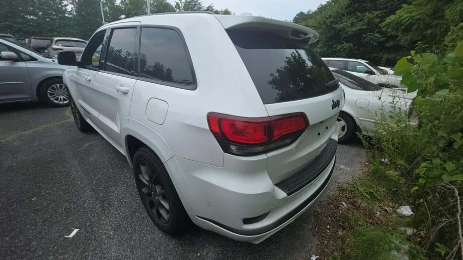 JEEP Grand Cherokee -