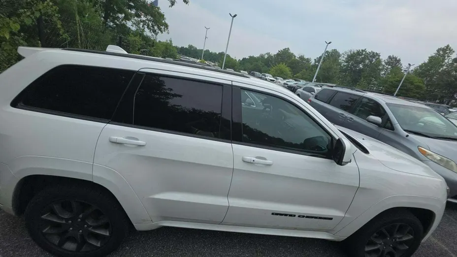 JEEP Grand Cherokee -
