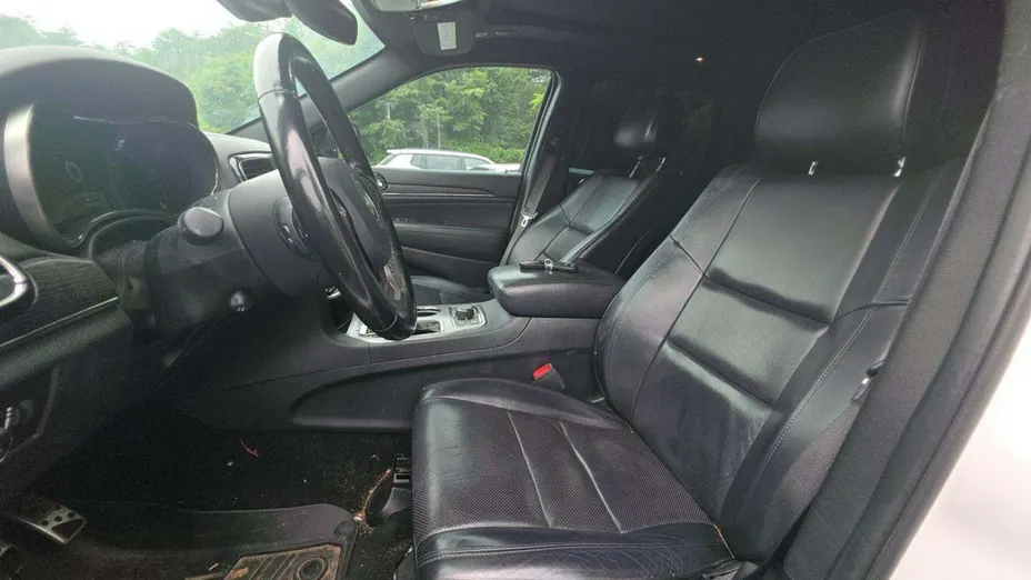 JEEP Grand Cherokee -