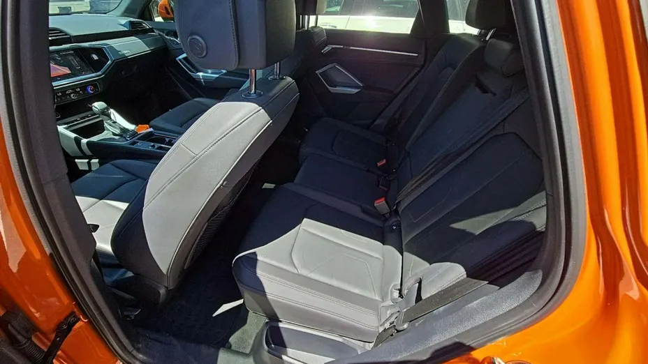 AUDI Q3 -