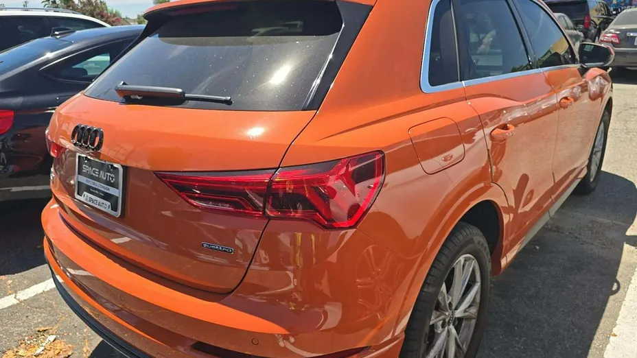 AUDI Q3 -