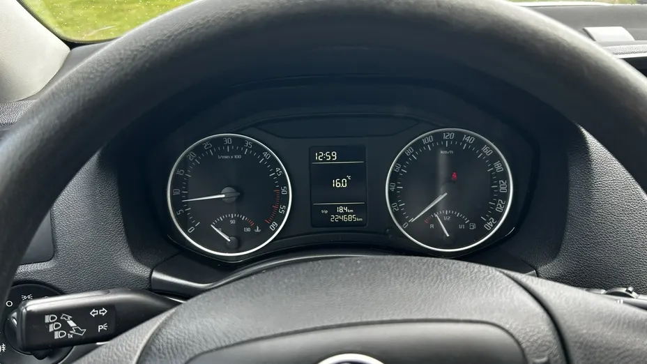 SKODA Octavia -