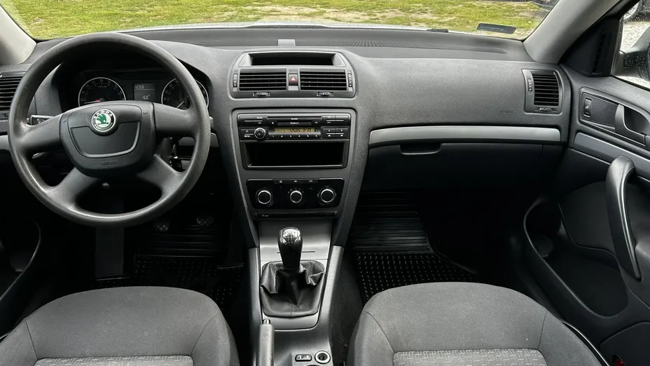SKODA Octavia -