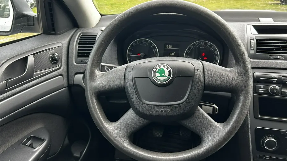 SKODA Octavia -