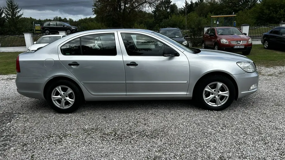SKODA Octavia -