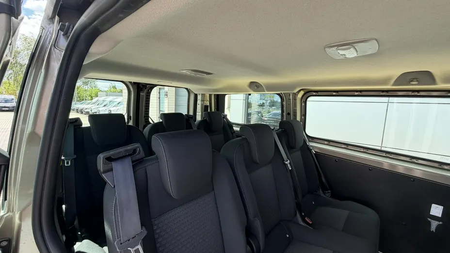 FORD Tourneo Custom -
