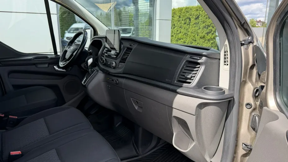 FORD Tourneo Custom -