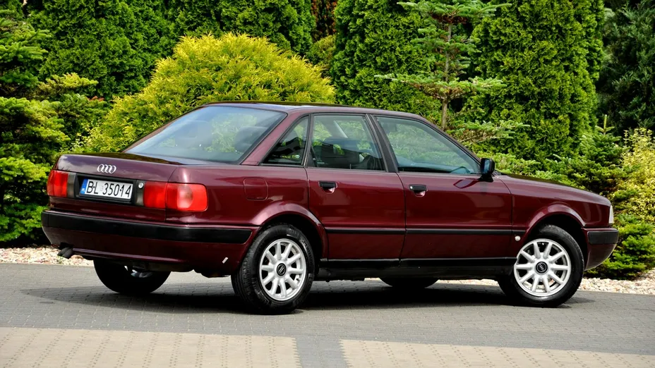 AUDI 80 -