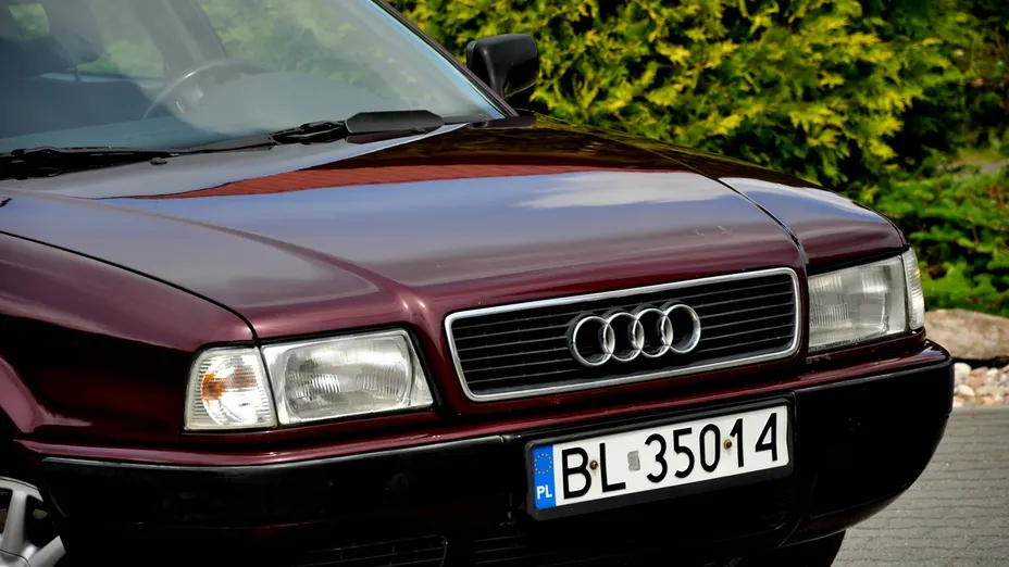 AUDI 80 -