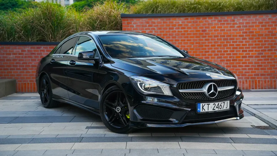 MERCEDES-BENZ CLA -