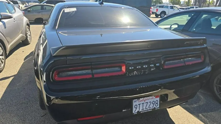 DODGE Challenger -