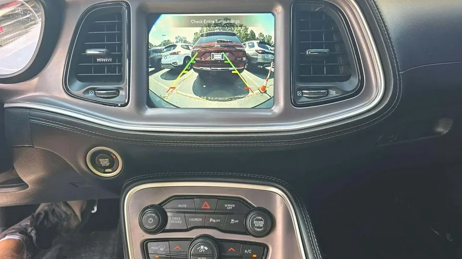 DODGE Challenger -