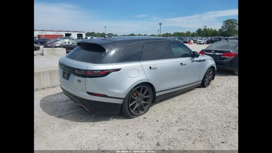 LAND ROVER Range Rover Velar -