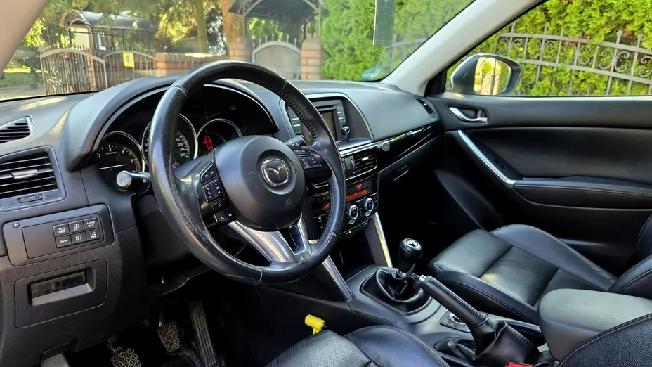 MAZDA CX-5 -