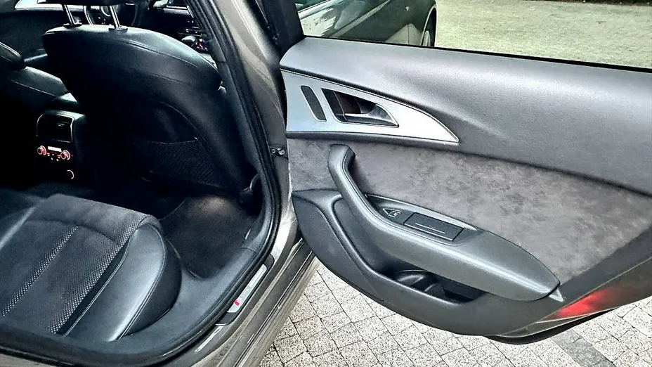 AUDI A6 Avant -