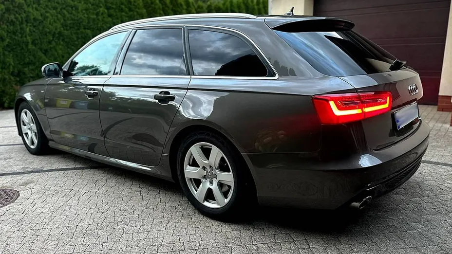 AUDI A6 Avant -