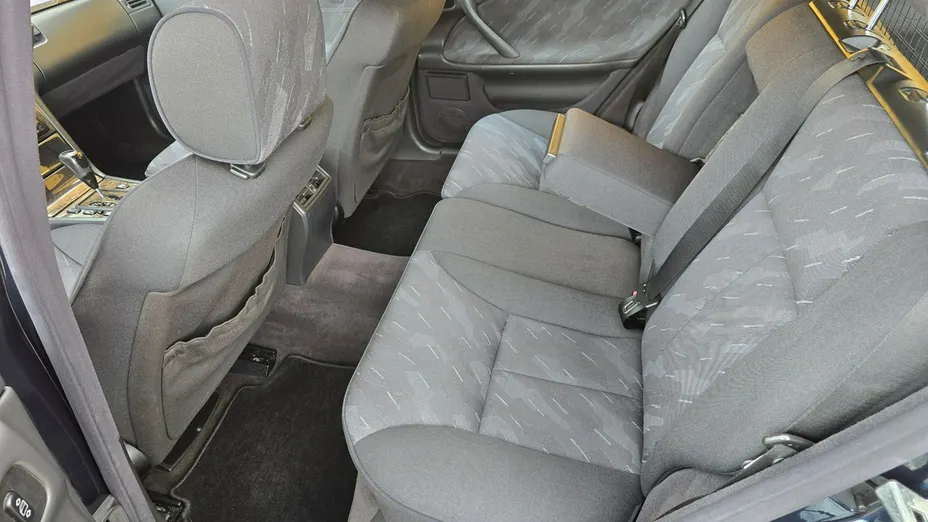 MERCEDES-BENZ E Klasa -