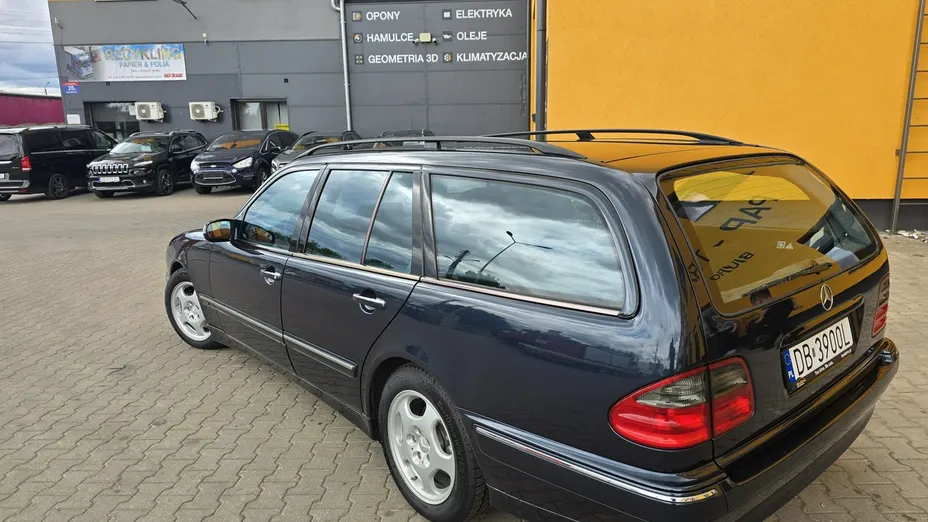 MERCEDES-BENZ E Klasa -
