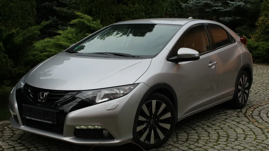 HONDA Civic -