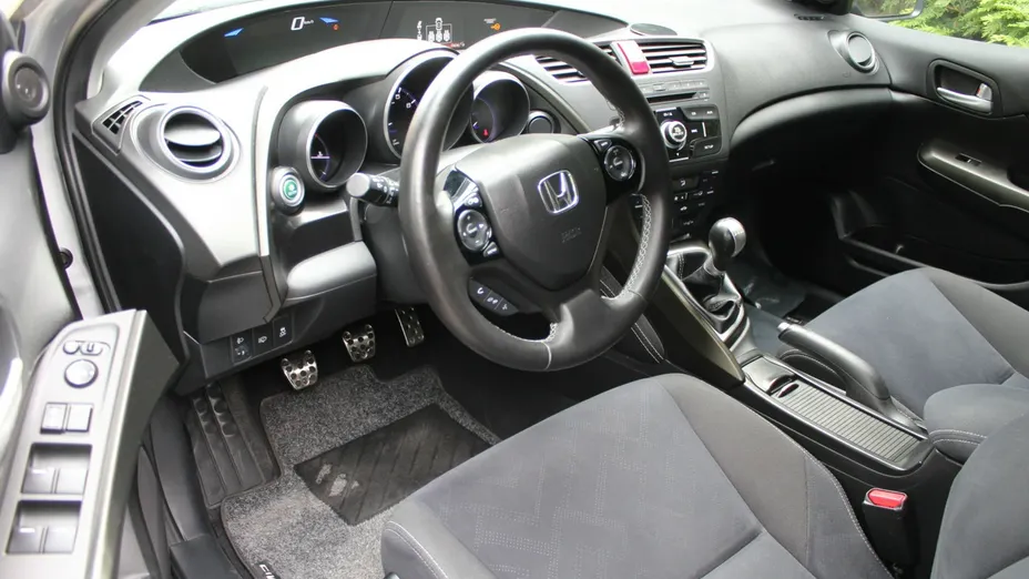 HONDA Civic -