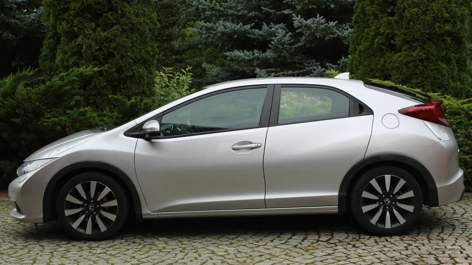 HONDA Civic -