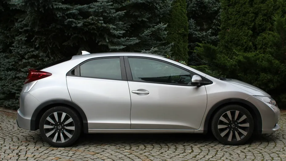 HONDA Civic -
