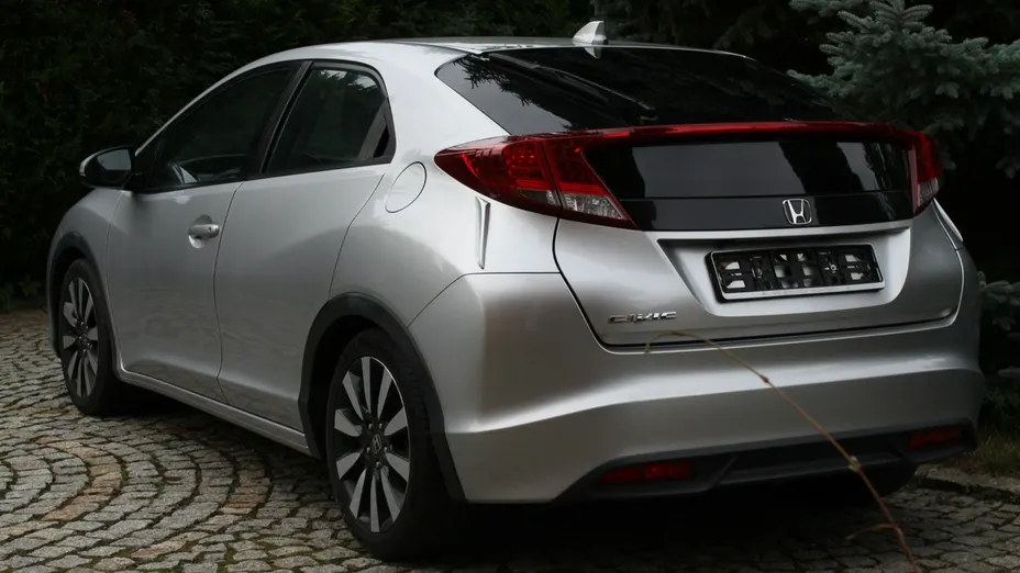 HONDA Civic -