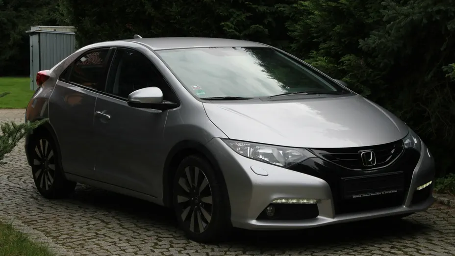 HONDA Civic -