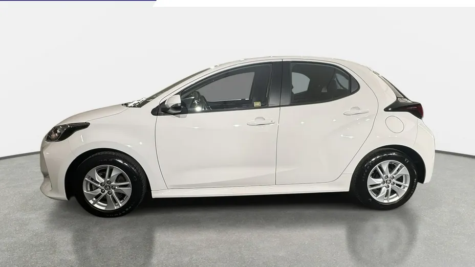 TOYOTA Yaris -