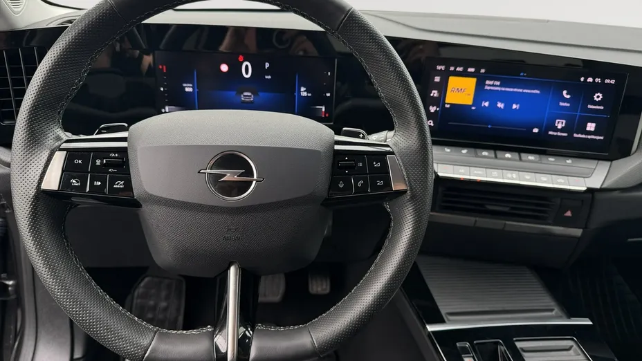 OPEL Astra -
