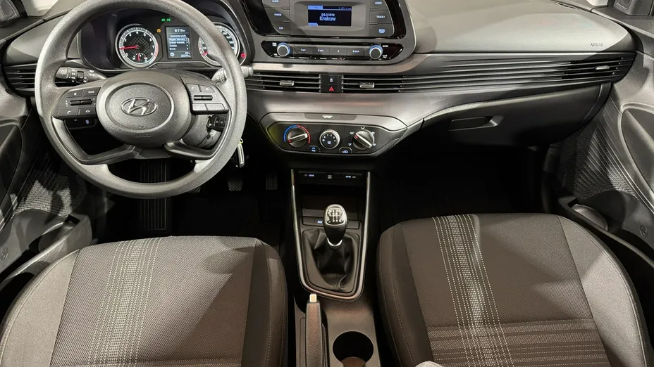 HYUNDAI i20 -