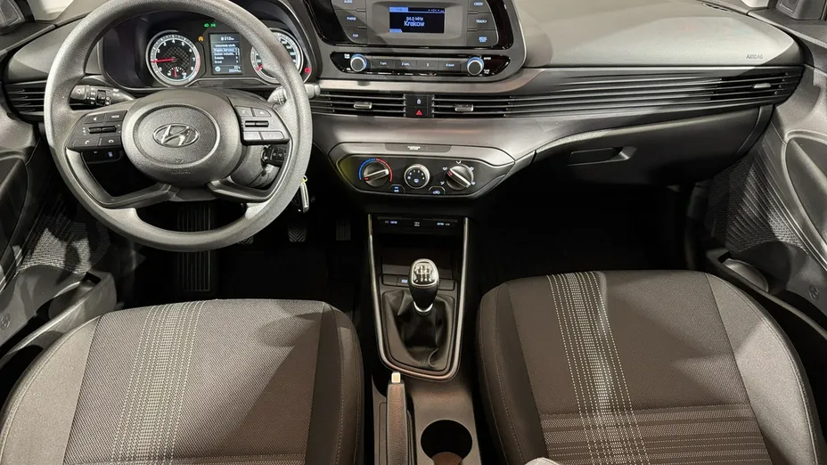 HYUNDAI i20 -