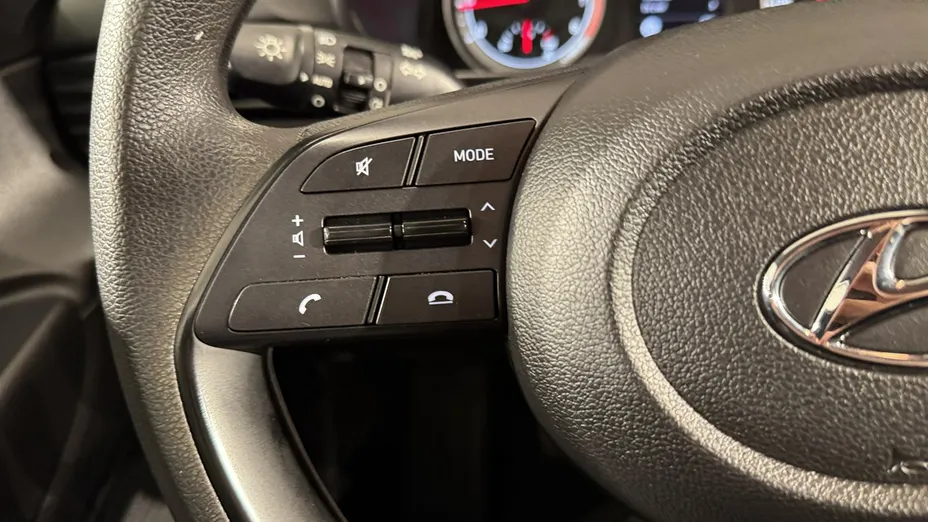 HYUNDAI i20 -