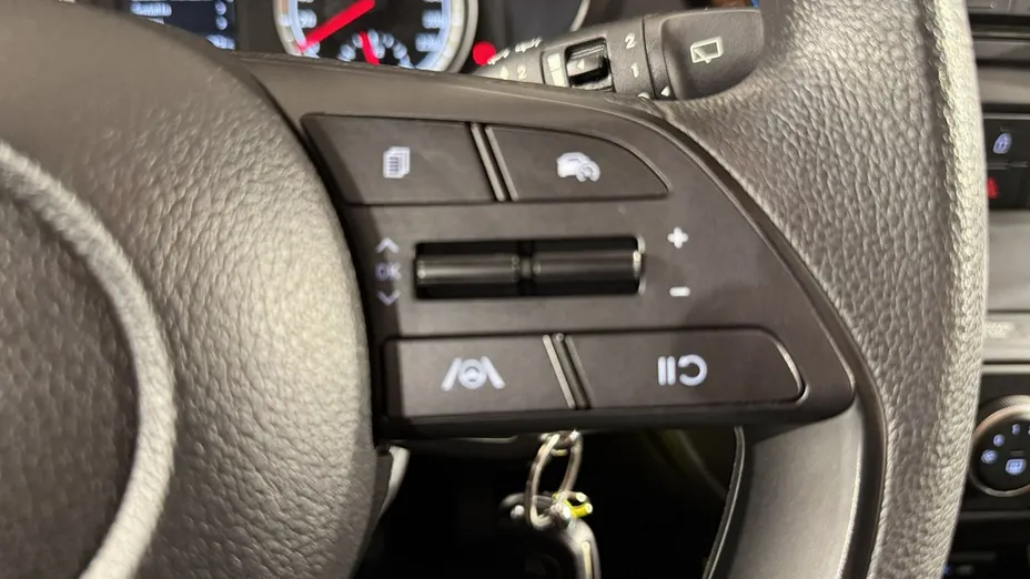 HYUNDAI i20 -