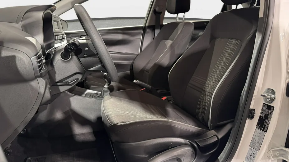 HYUNDAI i20 -