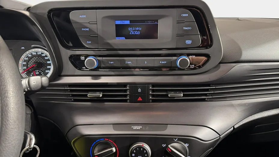 HYUNDAI i20 -