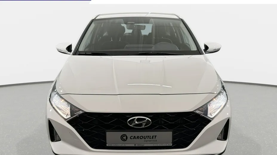 HYUNDAI i20 -