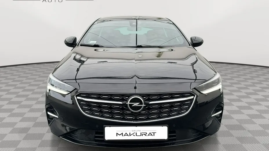 OPEL Insignia -