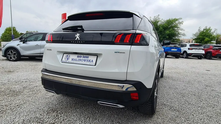 PEUGEOT 3008 -