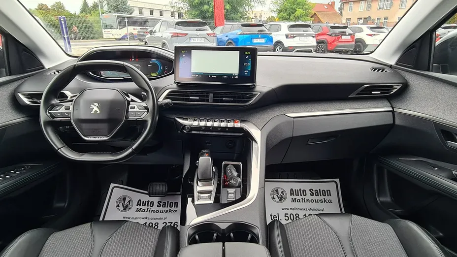 PEUGEOT 3008 -