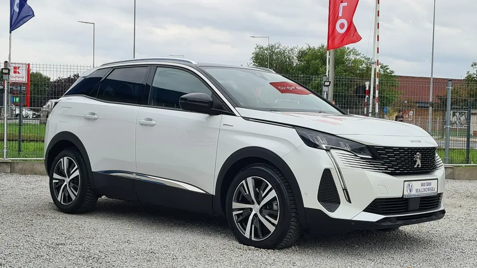 PEUGEOT 3008 -