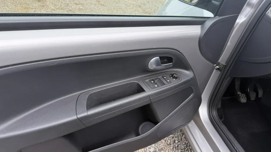 VOLKSWAGEN up! -