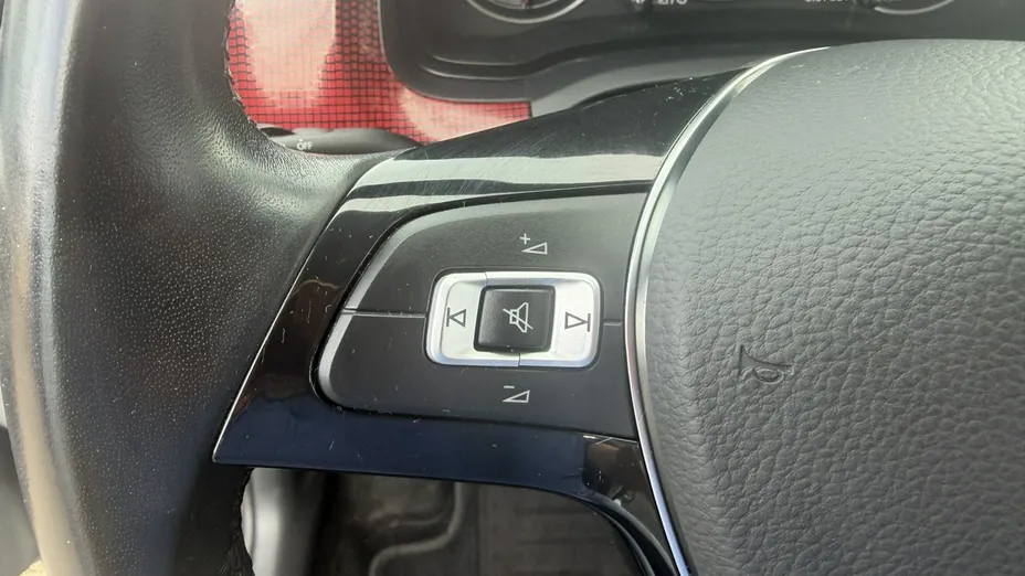 VOLKSWAGEN up! -