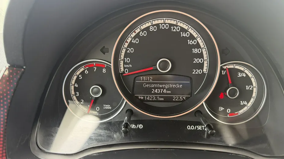 VOLKSWAGEN up! -