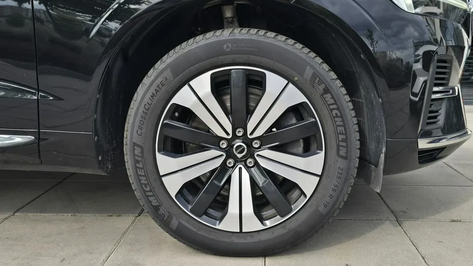 VOLVO XC60 -