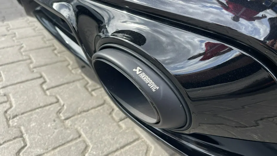 PORSCHE 911 -