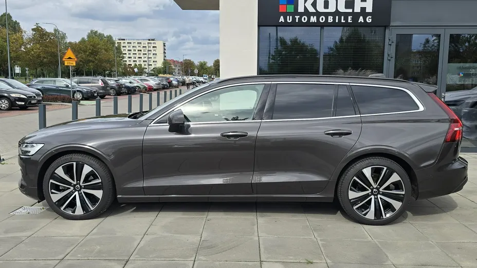 VOLVO V60 -