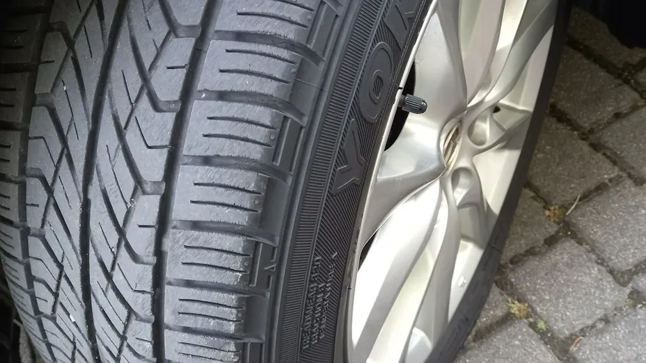 MAZDA 6 -