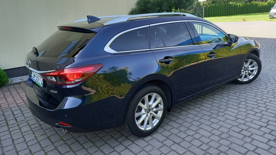 MAZDA 6 -