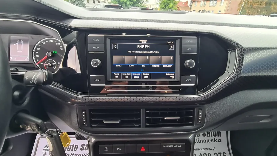 VOLKSWAGEN T-Cross -